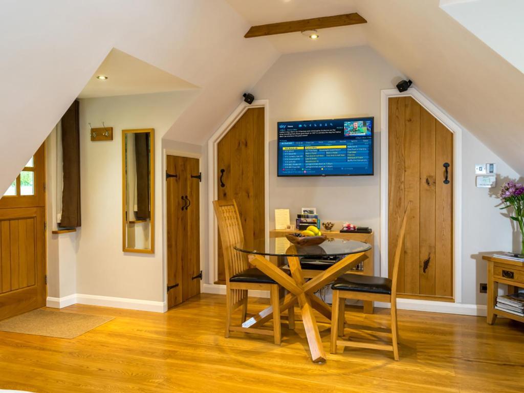 Souters Cottage Annexe Чичестер Экстерьер фото